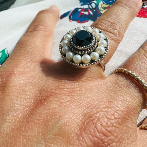 Tiffany & Co Ziegfeld Onyx and Pearl Ring, sz 5.5 - Picture 6 of 9